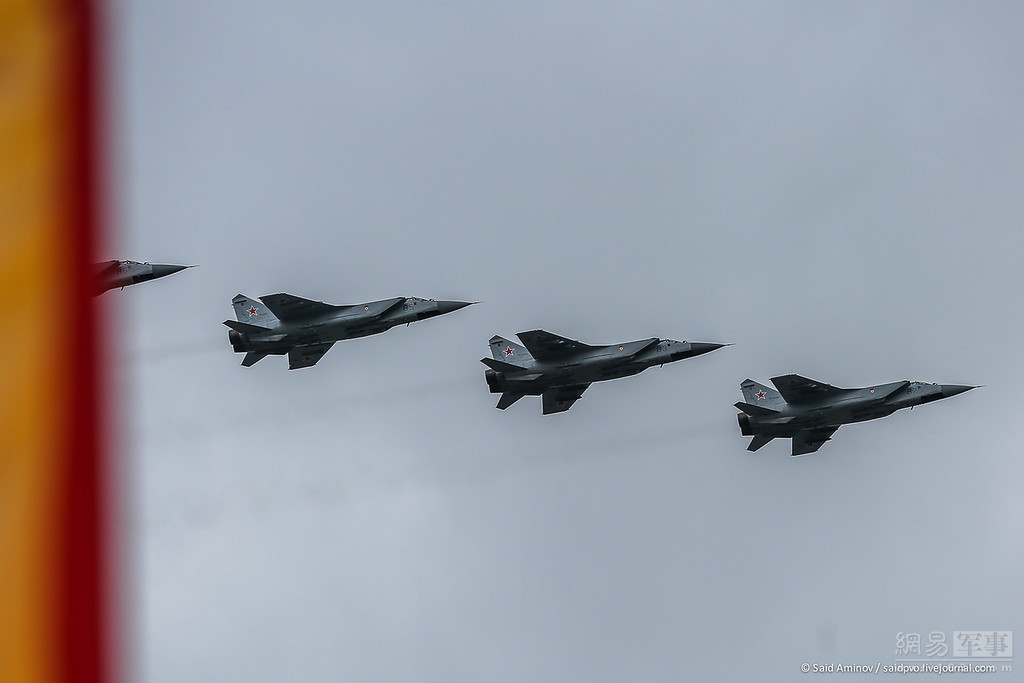 九三阅兵空中梯队战机识别指南九三阅兵空中梯队战机识别指南